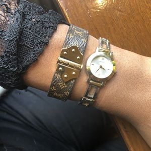 LOUIS VUITTON NANO BRACELET size 17